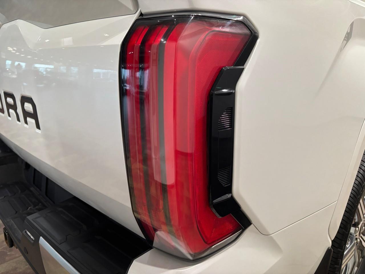 2022 Toyota Tundra CAPSTONE Photo