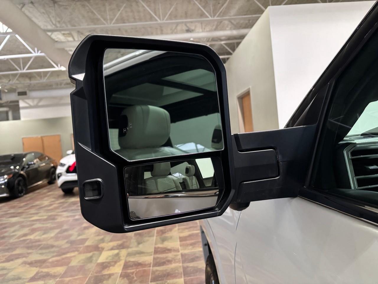 2022 Toyota Tundra CAPSTONE Photo