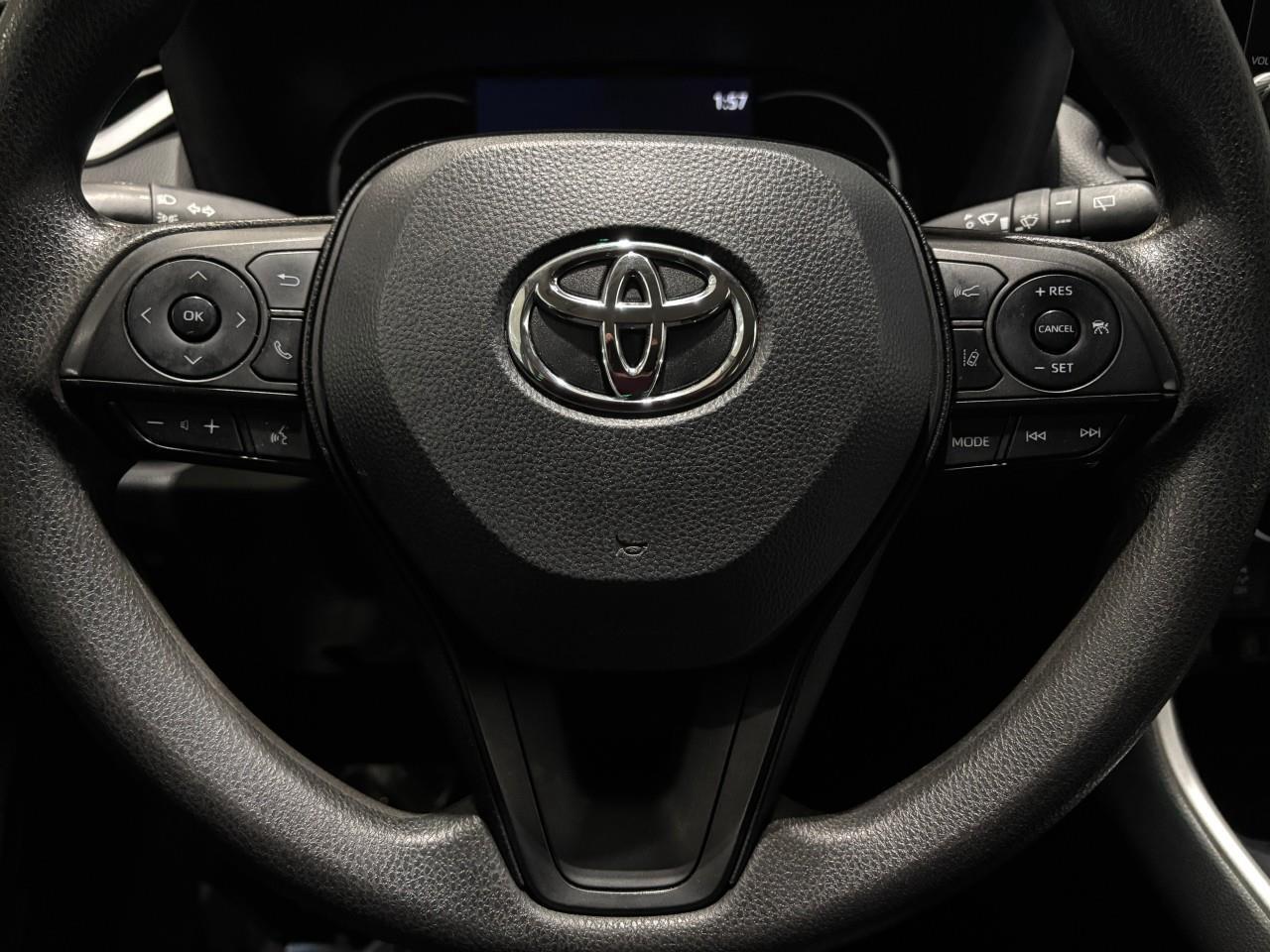 2024 Toyota RAV4 LE Photo