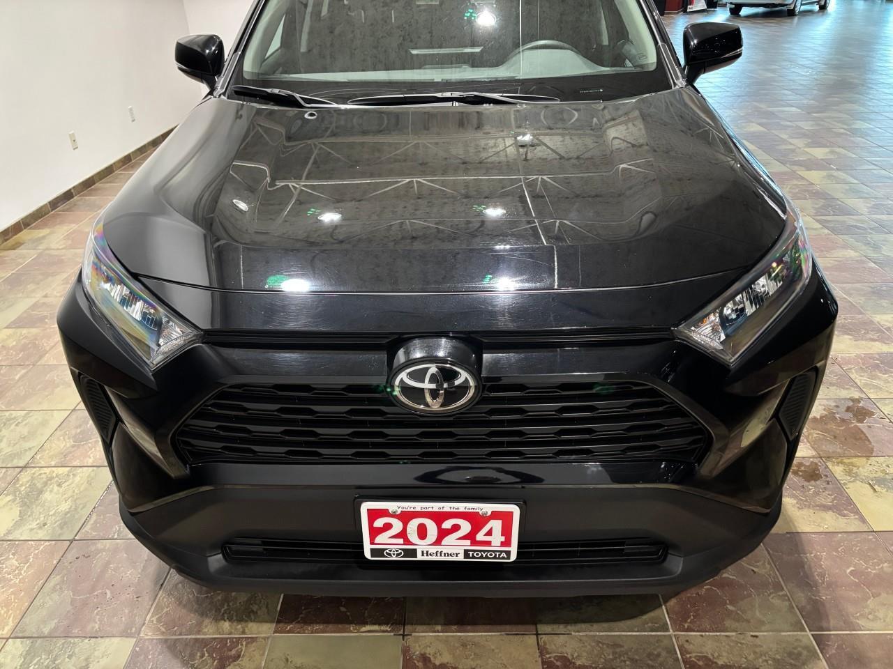 2024 Toyota RAV4 LE Photo