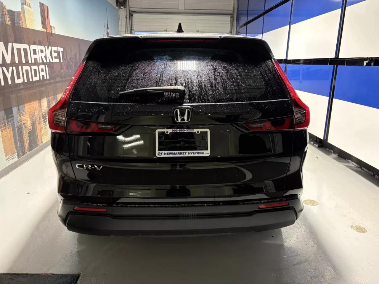 2023 Honda CR-V LX   Heated Seats   Heated Wheel   Apple Carplay Photo4