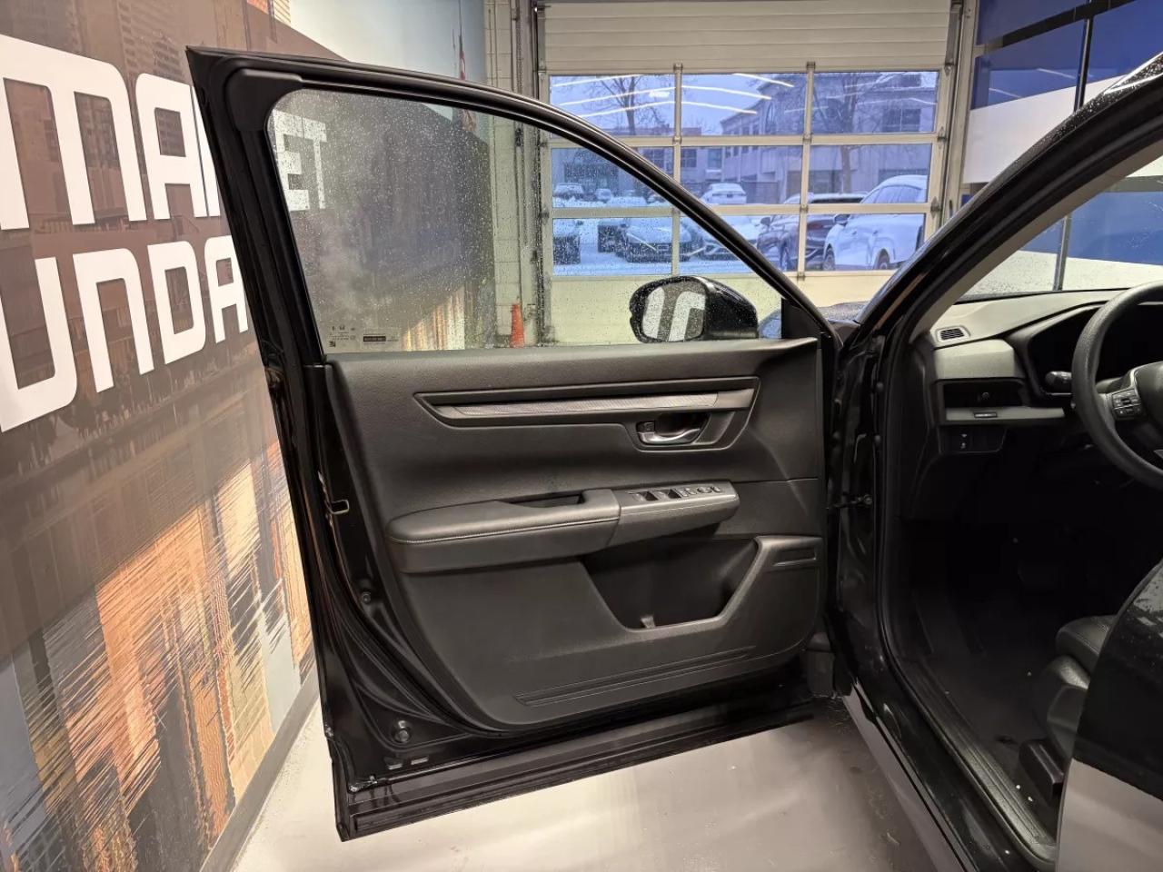 2023 Honda CR-V LX   Heated Seats   Heated Wheel   Apple Carplay Photo