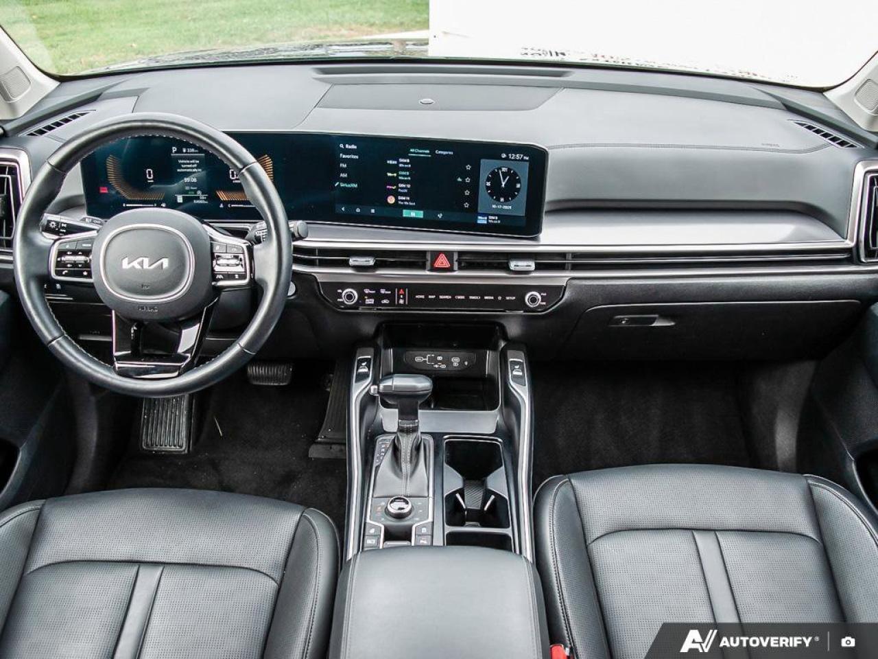 2024 Kia Sorento EX   Apple CarPlay   Forward Collision Warning   H Photo
