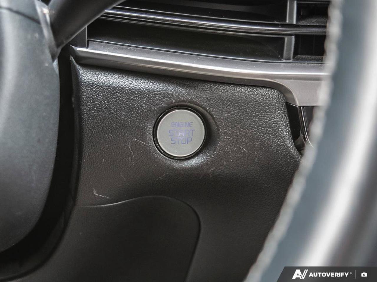 2024 Kia Sorento EX   Apple CarPlay   Forward Collision Warning   H Photo