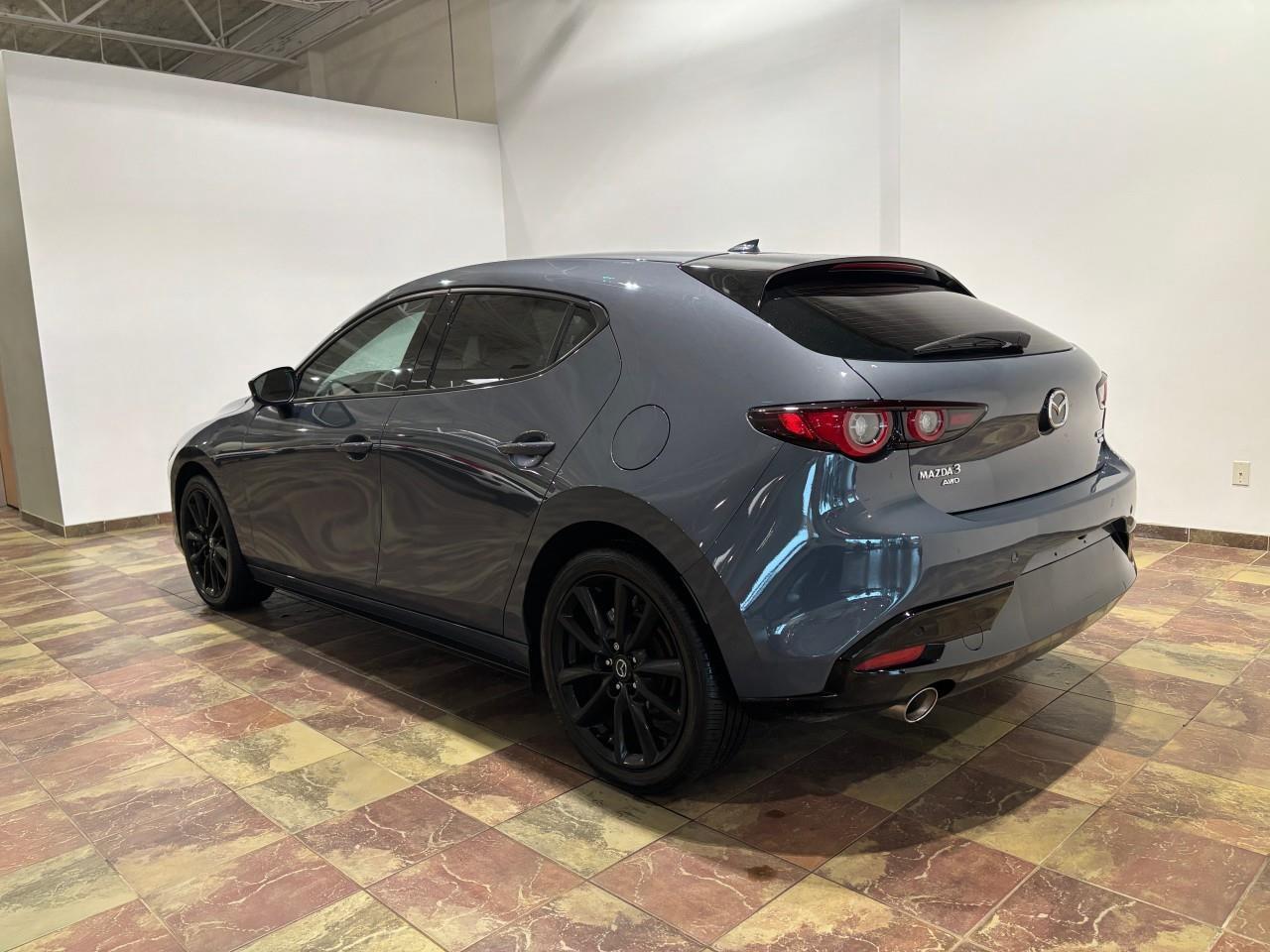 2025 Mazda Mazda3 Sport GT w/Turbo Photo2