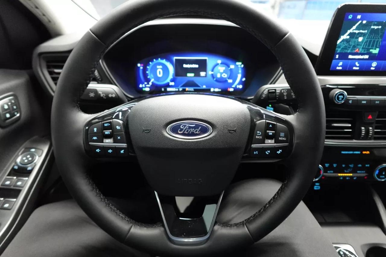 2022 Ford Escape TITANIUM HYBRID   HEATED SEATS   HEATED STEERING W Photo