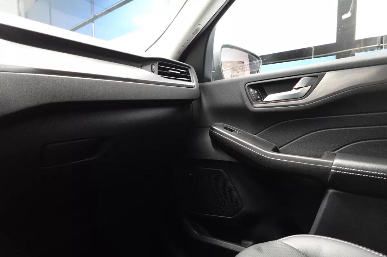 2022 Ford Escape TITANIUM HYBRID   HEATED SEATS   HEATED STEERING W Photo