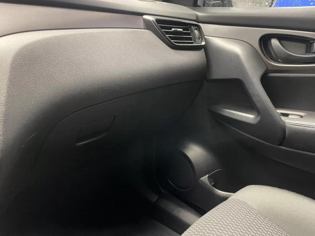 2021 Nissan Qashqai S Photo