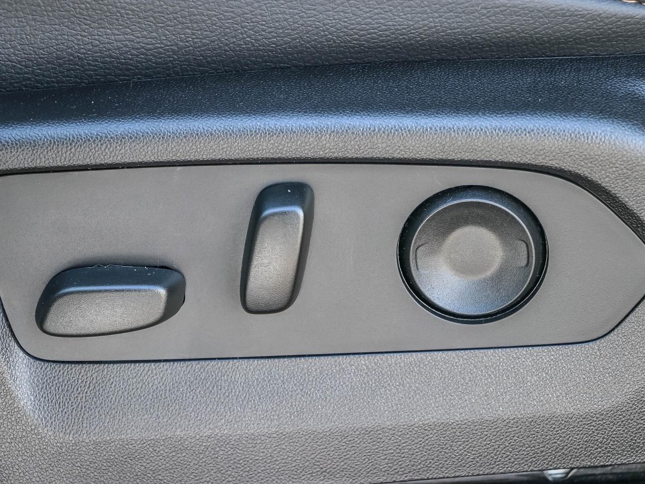 2024 GMC Canyon 4WD Crew Cab Denali Photo