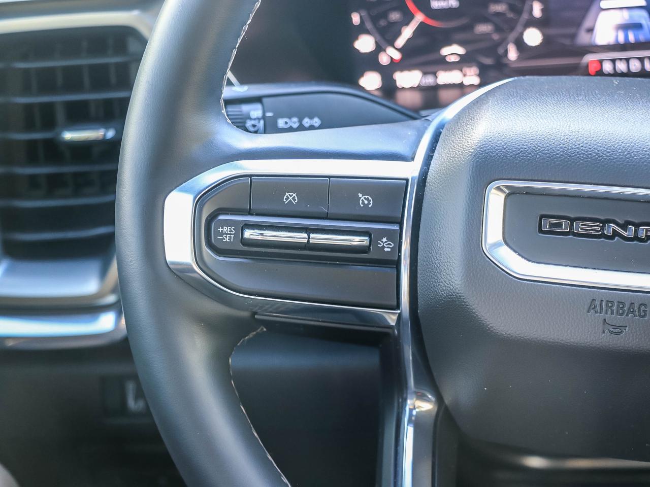 2024 GMC Canyon 4WD Crew Cab Denali Photo