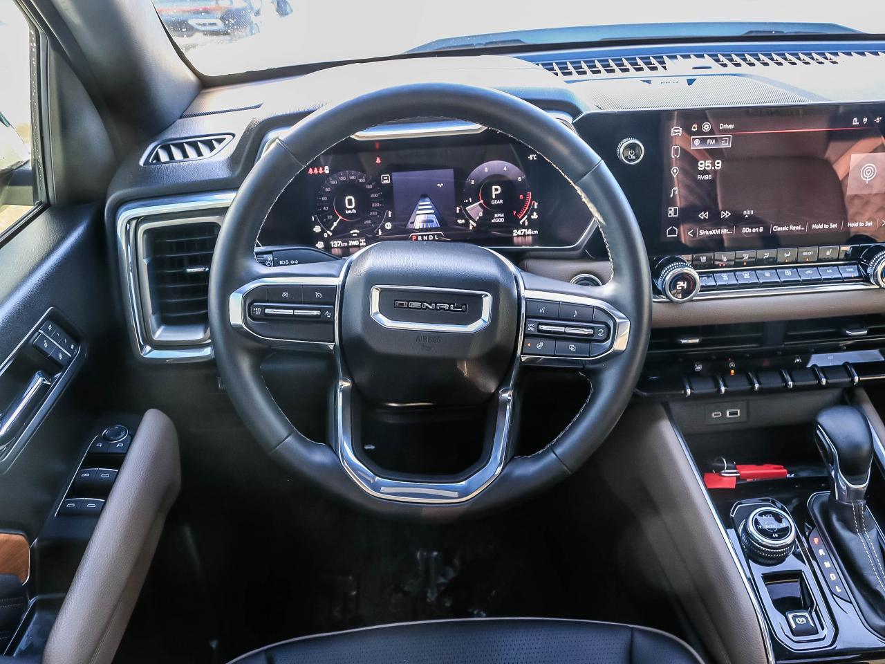 2024 GMC Canyon 4WD Crew Cab Denali Photo