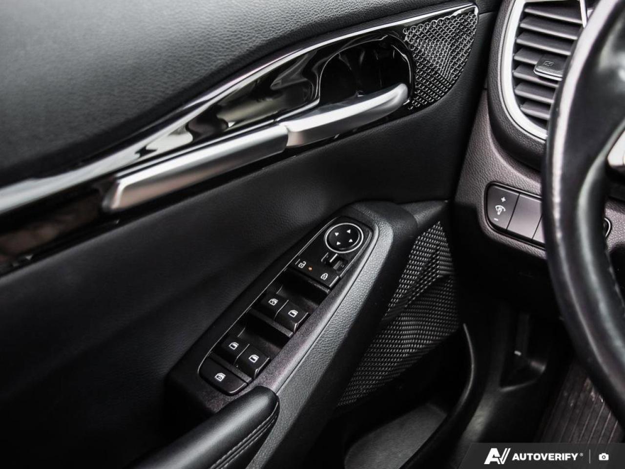 2024 Kia Seltos EX   AWD   Leather   Sunroof   Apple CarPlay   Hea Photo