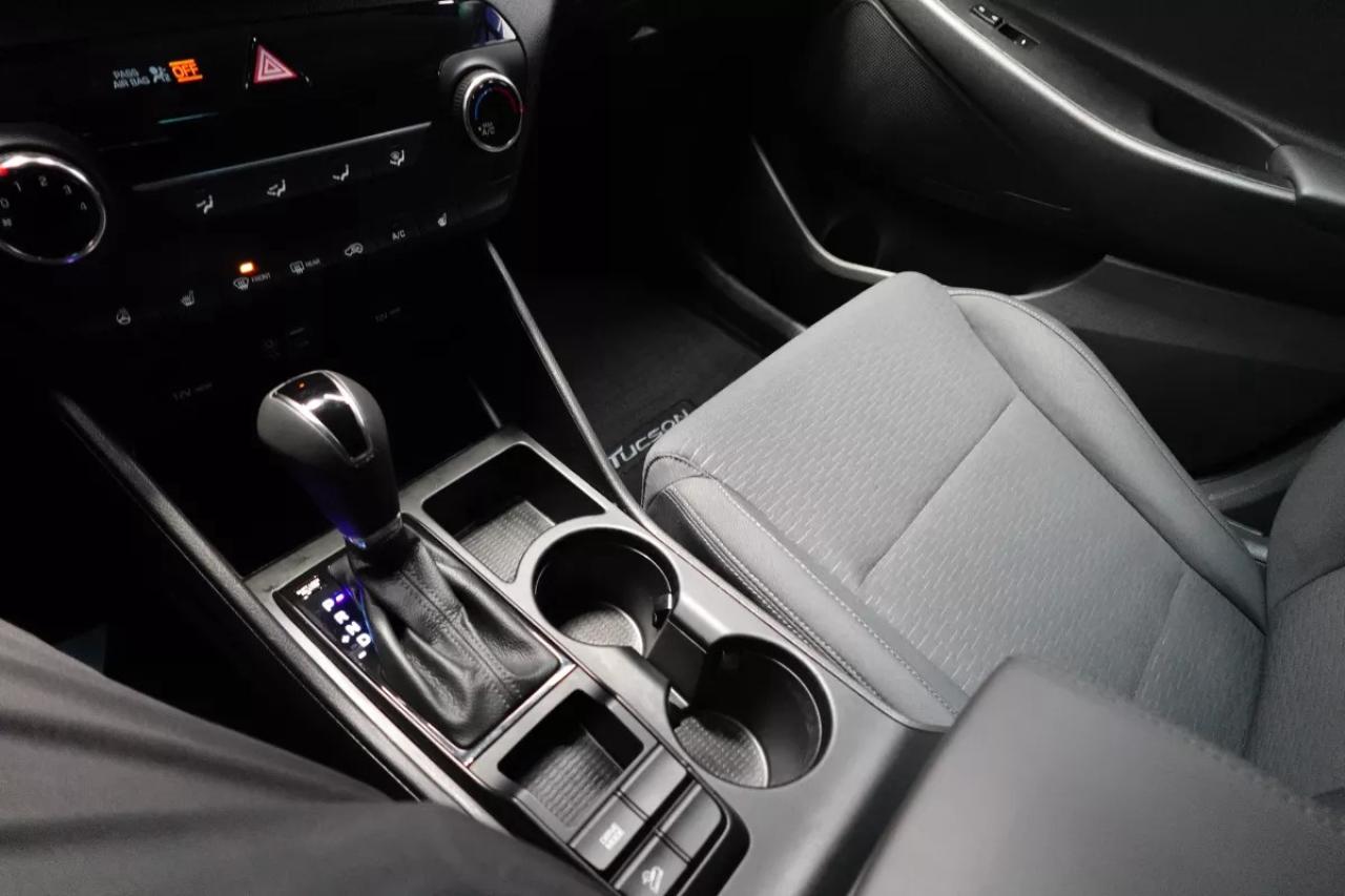 2021 Hyundai Tucson PREFERRED   HEATED SEATS   HEATED WHEEL   APPLE CA Photo