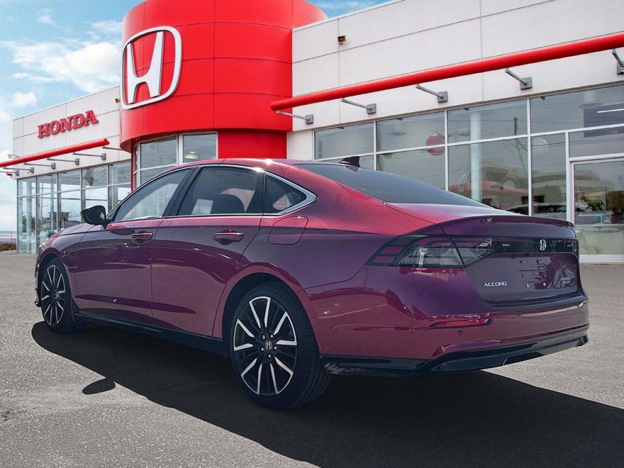 2024 Honda Accord Hybrid TOURING Photo