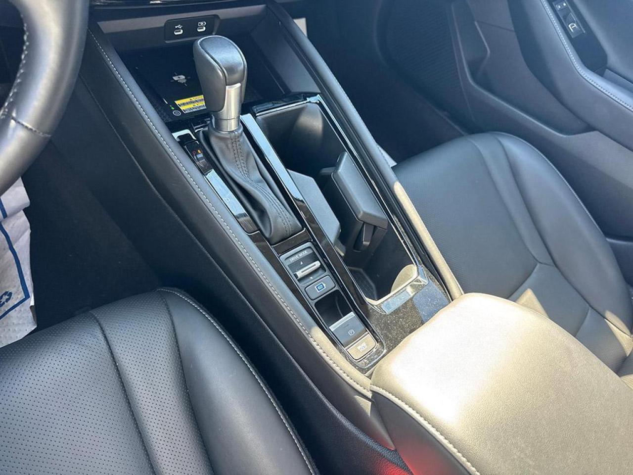 2024 Honda Accord Hybrid TOURING Photo