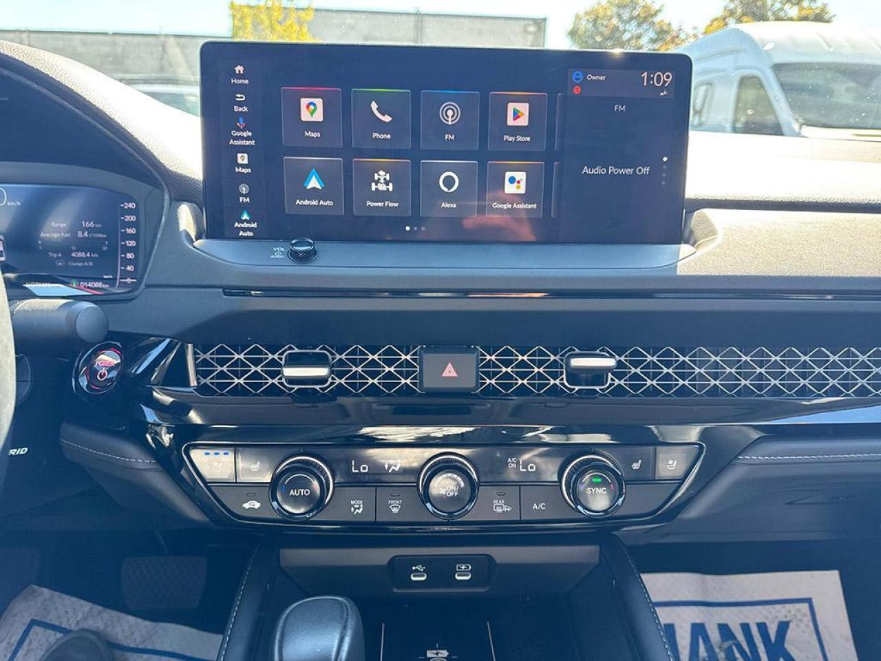 2024 Honda Accord Hybrid TOURING Photo