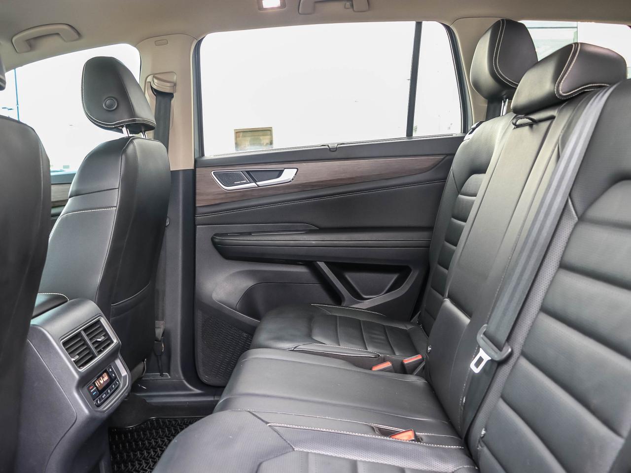 2024 Volkswagen Atlas Highline 2.0 TSI 4MOTION Photo