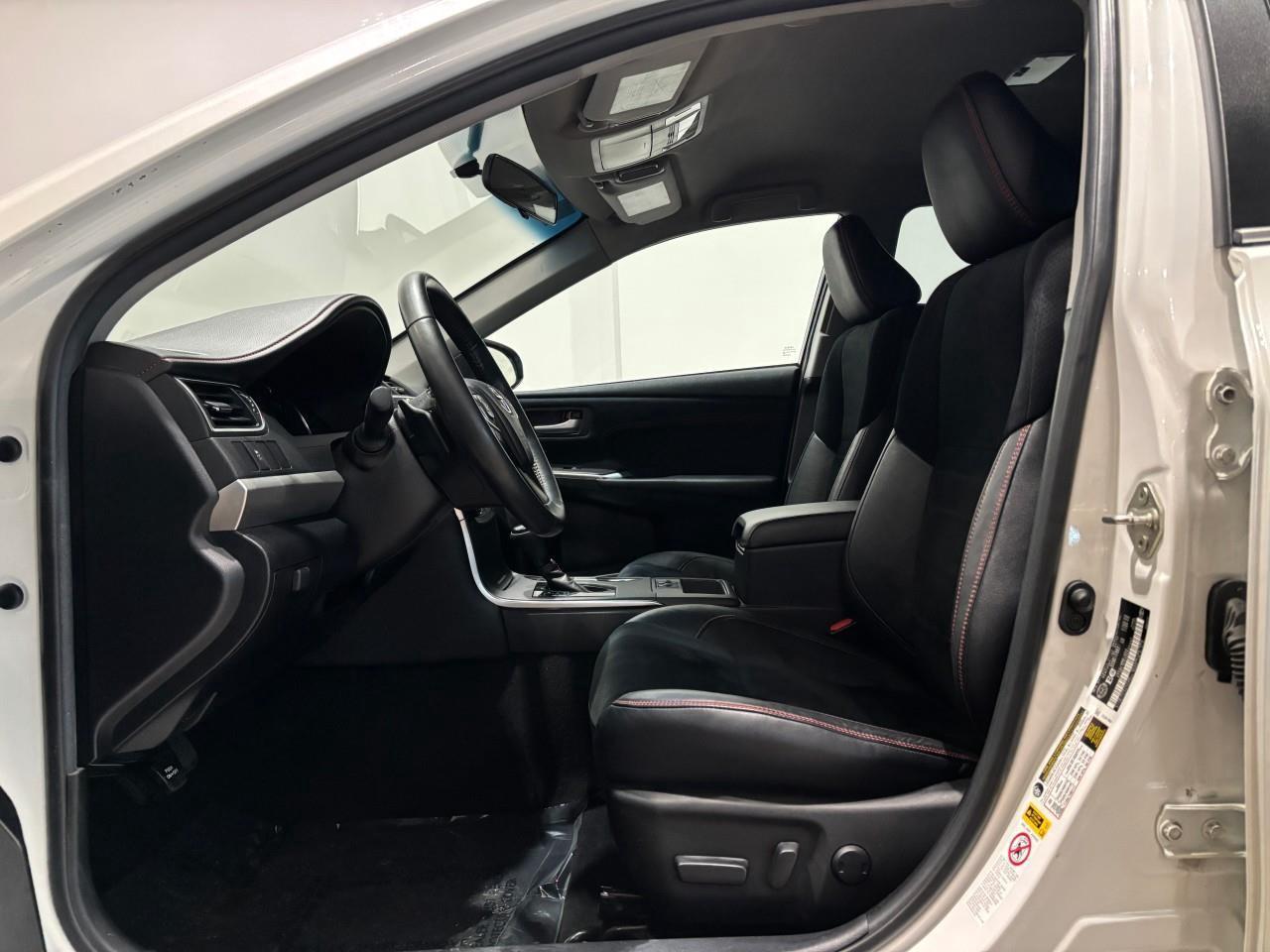 2017 Toyota Camry XSE Photo