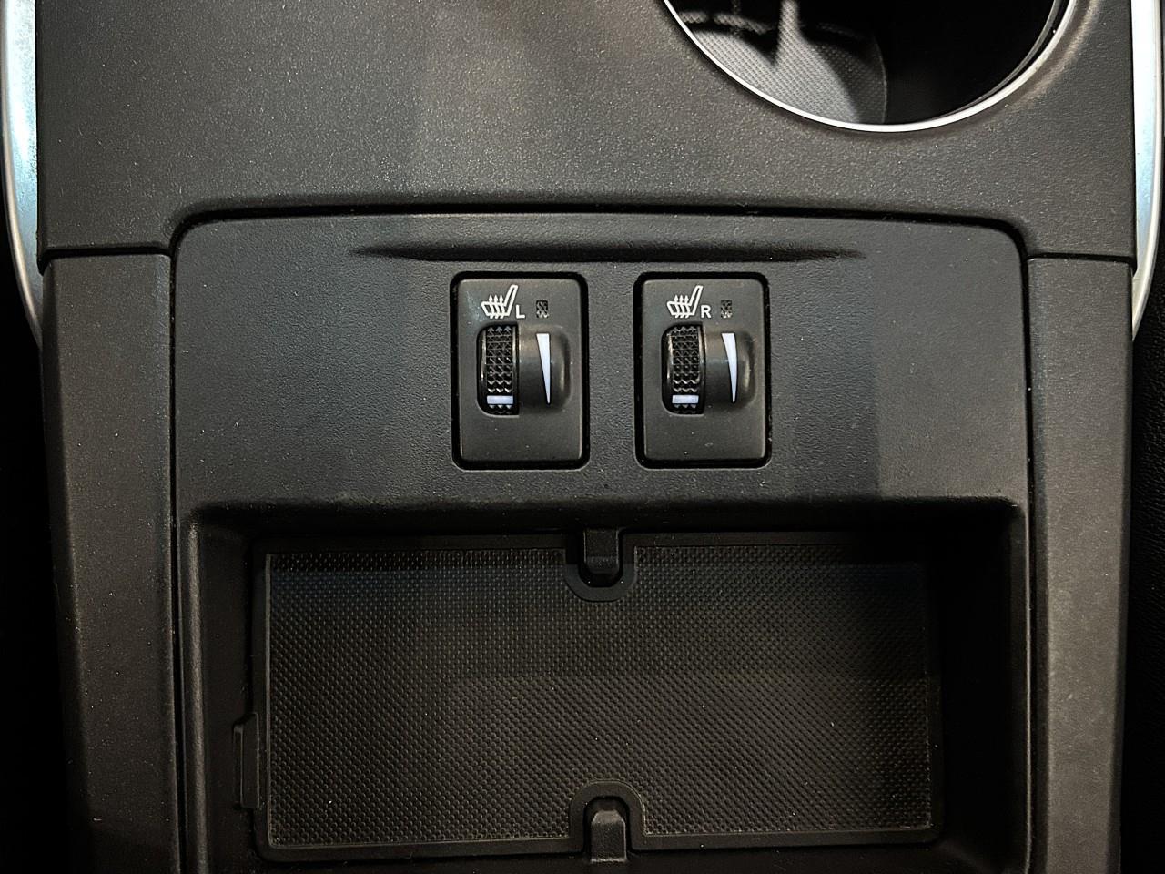 2017 Toyota Camry XSE Photo