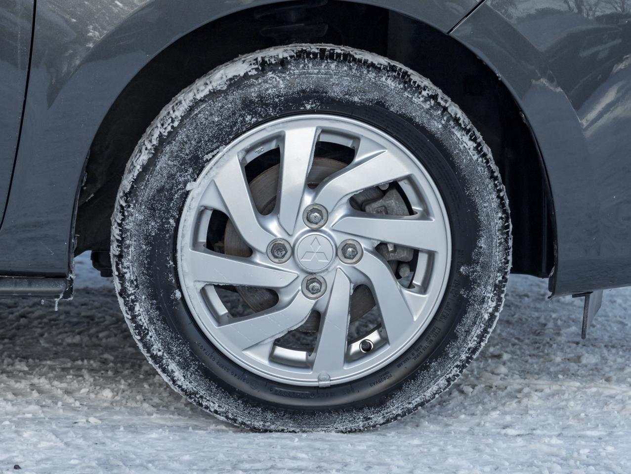 2024 Mitsubishi Mirage ES CVT   ONE OWNER   SAFETY CERTIFIED   LOW KM Photo