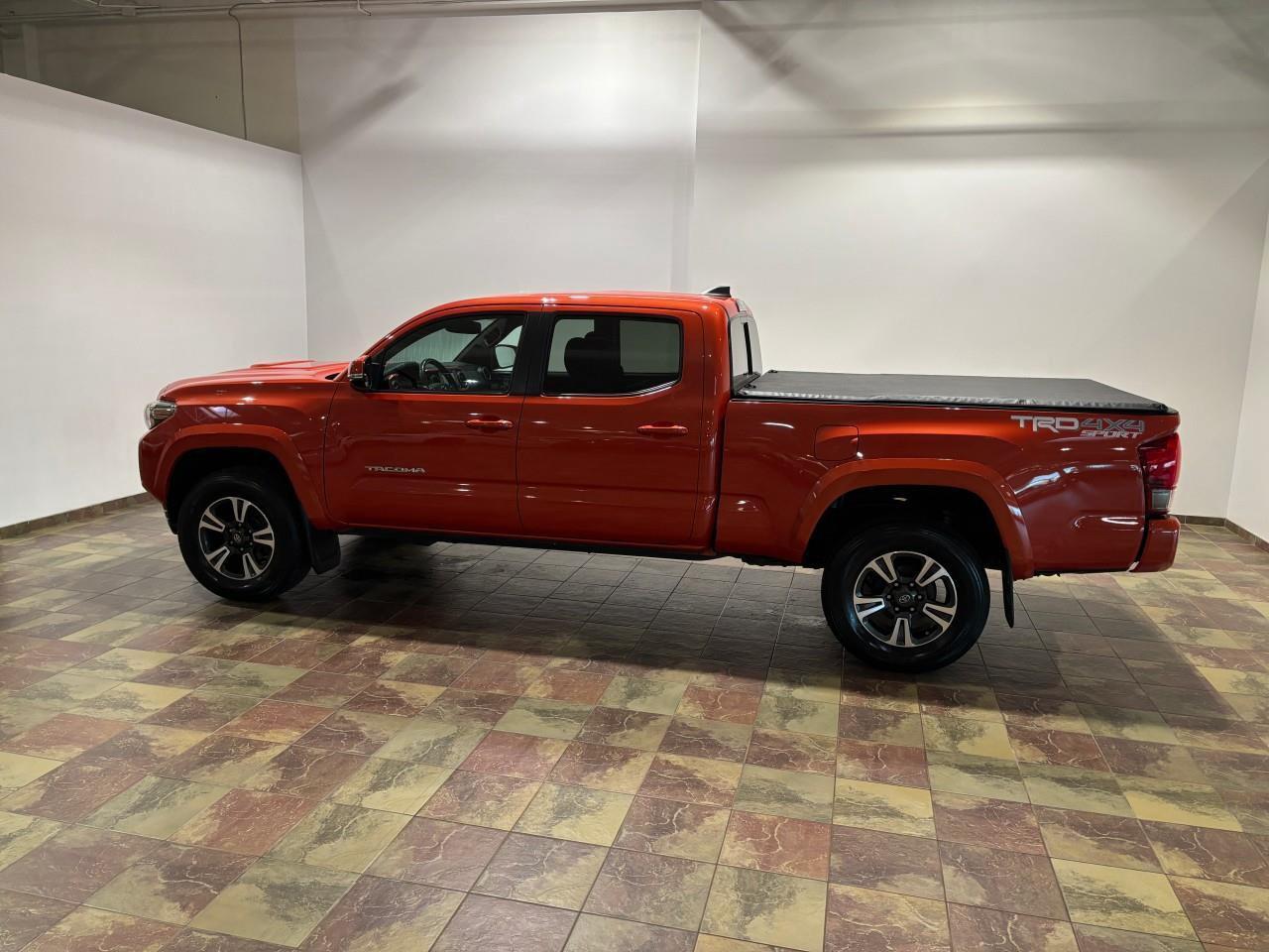 2017 Toyota Tacoma  Photo