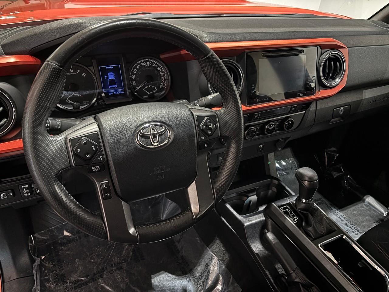 2017 Toyota Tacoma SR5 Photo