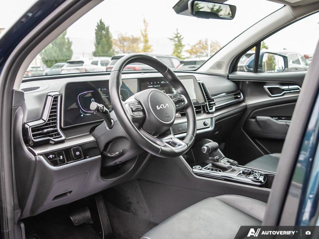 2024 Kia Sportage EX   Apple CarPlay   Backup Camera   Heated Seats Photo