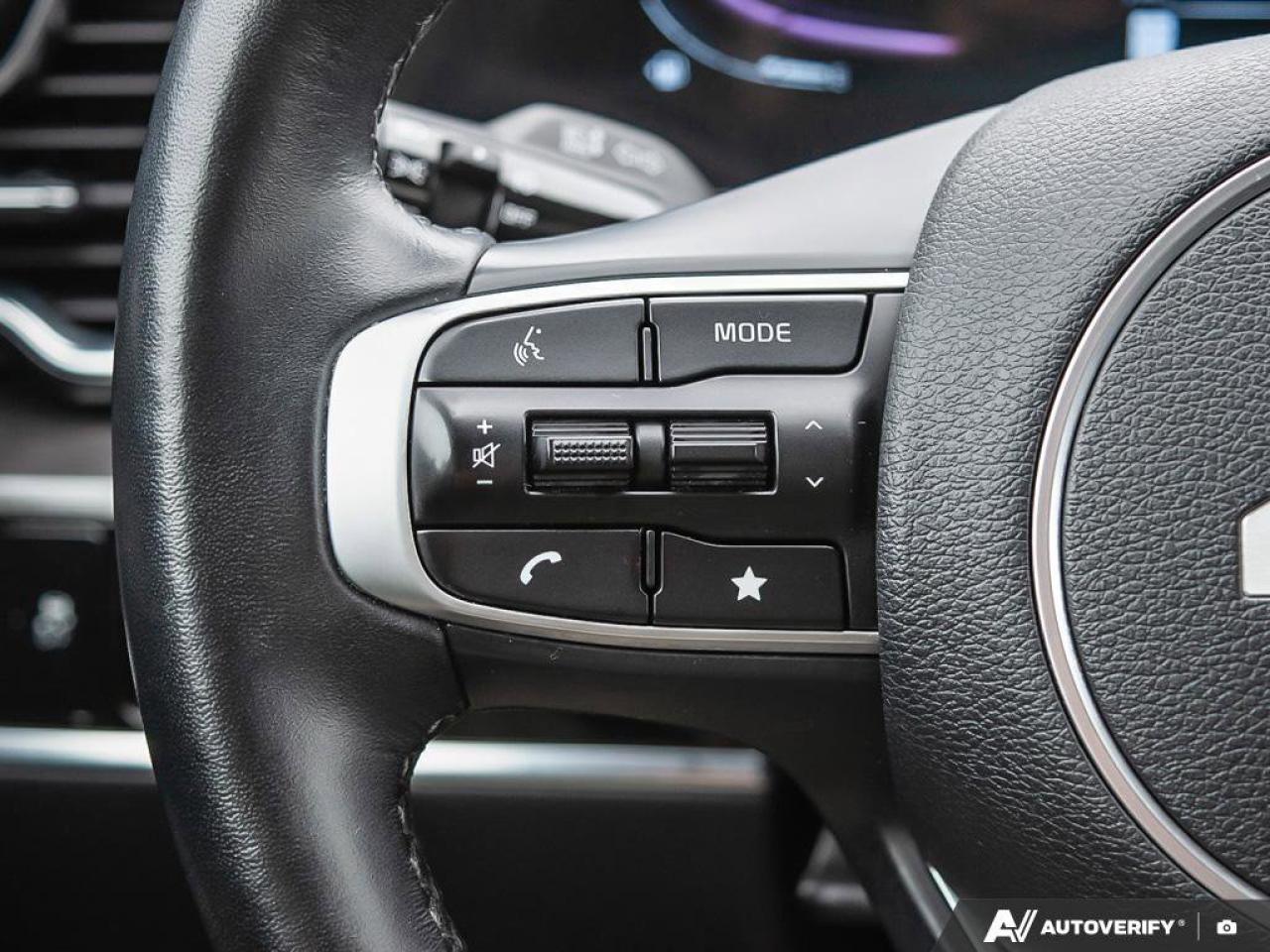 2024 Kia Sportage EX   Apple CarPlay   Backup Camera   Heated Seats Photo