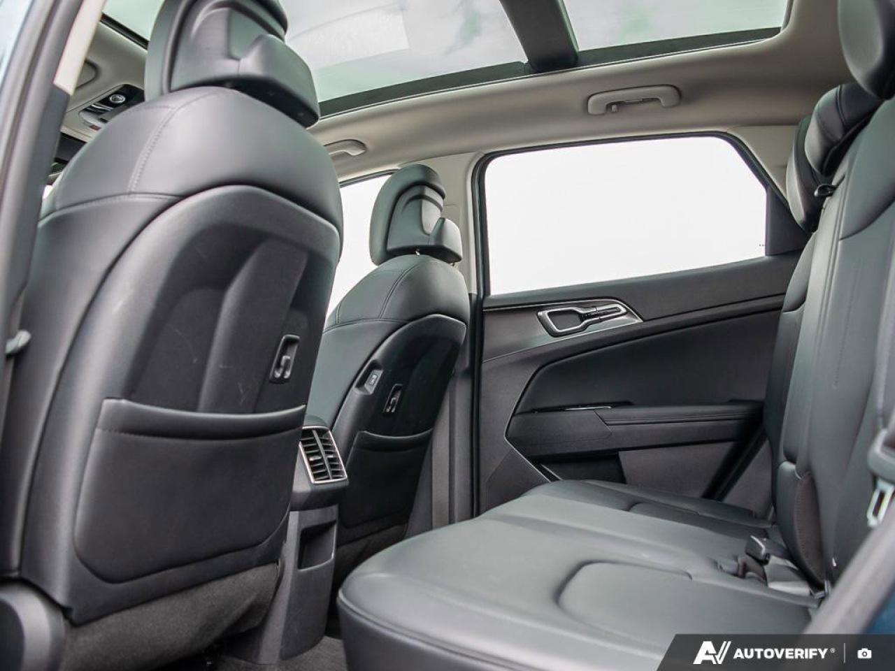 2024 Kia Sportage EX   Apple CarPlay   Backup Camera   Heated Seats Photo