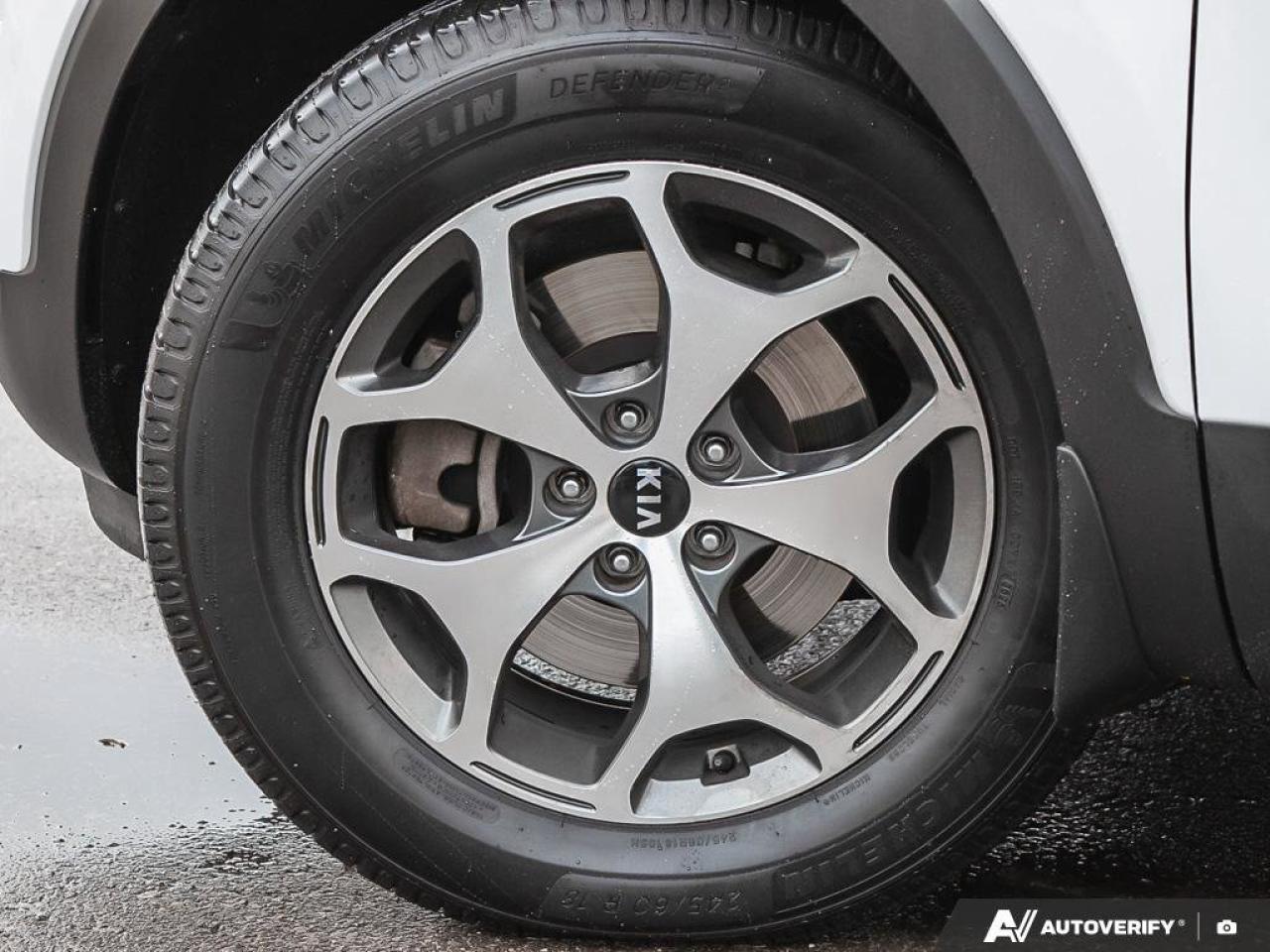 2021 Kia Telluride EX   AWD   Leather   Sunroof   Apple CarPlay   Hea Photo