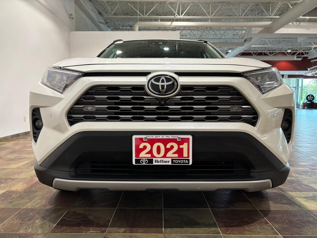 2021 Toyota RAV4 LIMITED  Photo3