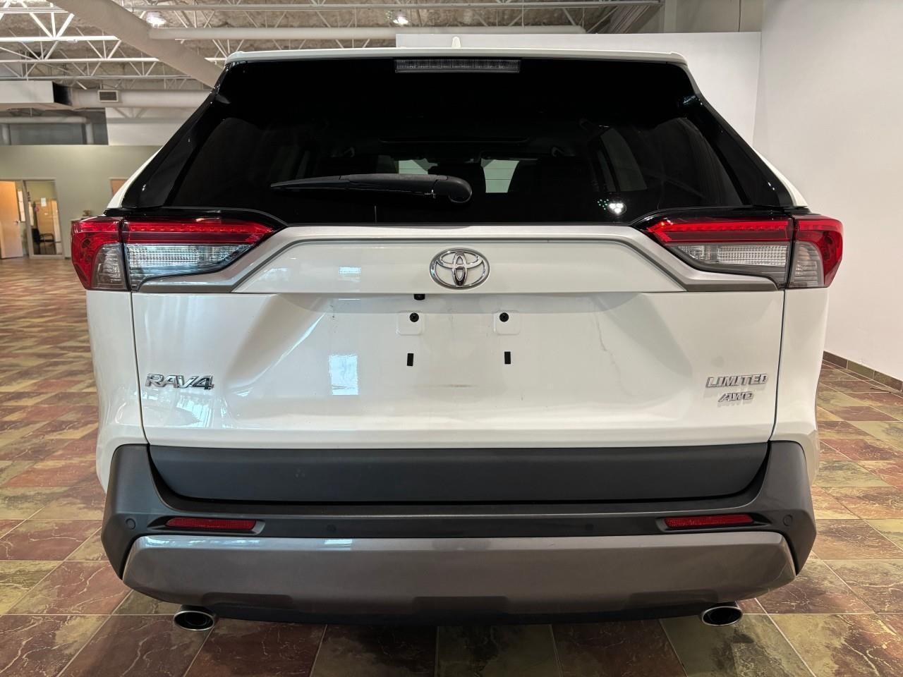 2021 Toyota RAV4 LIMITED  Photo