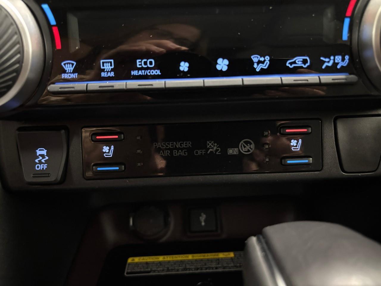 2021 Toyota RAV4 LIMITED  Photo