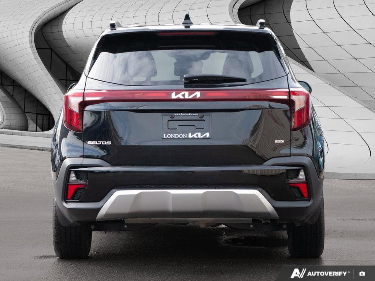 2024 Kia Seltos EX   AWD   Leather   Sunroof   Apple CarPlay   Hea Photo4