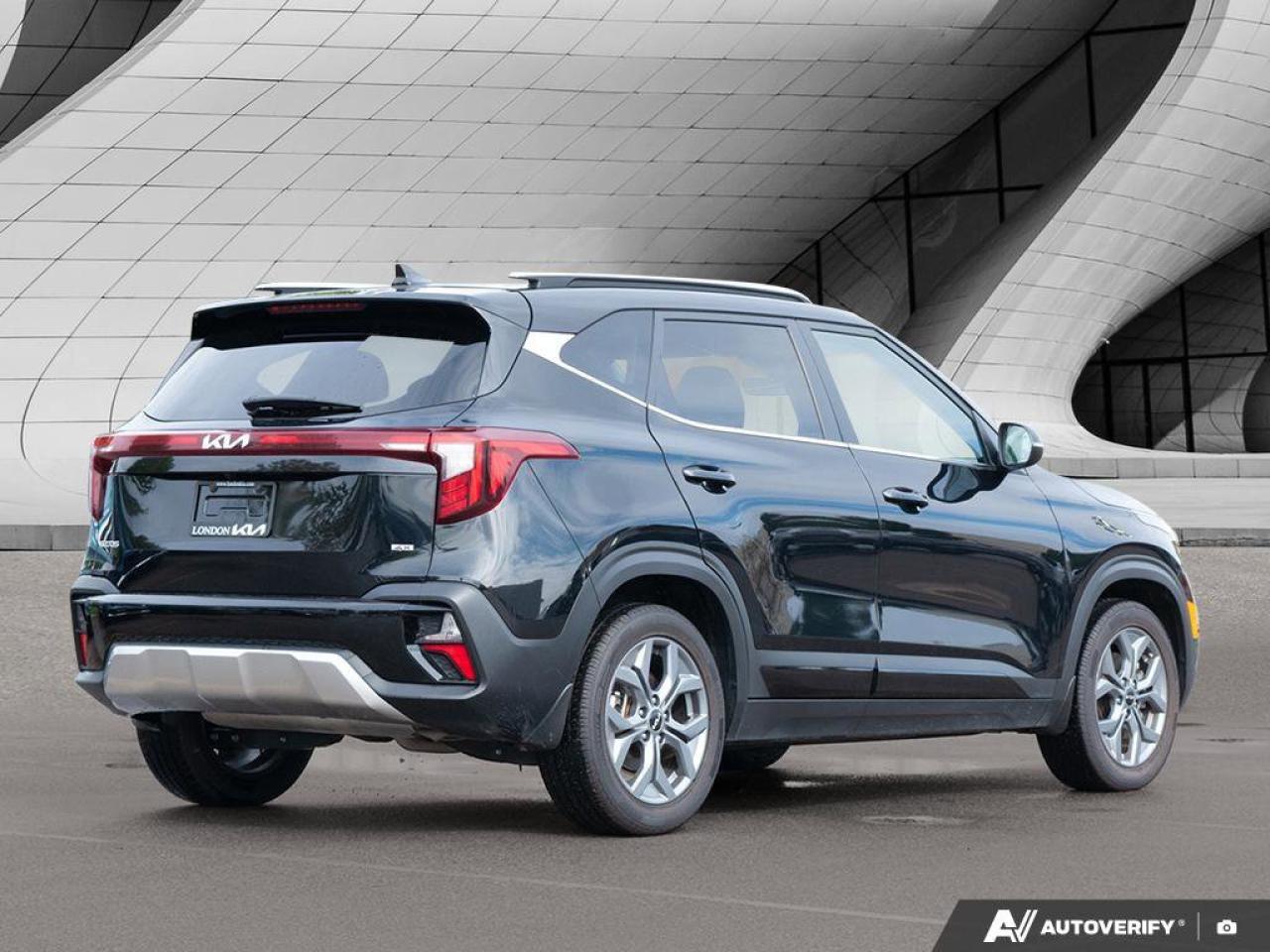 2024 Kia Seltos EX   AWD   Leather   Sunroof   Apple CarPlay   Hea Photo