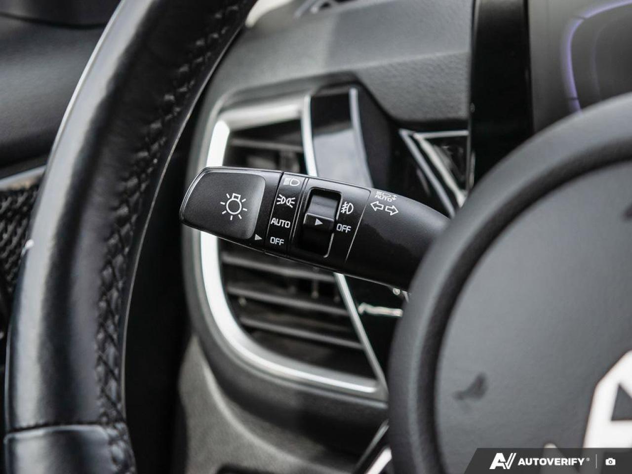 2024 Kia Seltos EX   AWD   Leather   Sunroof   Apple CarPlay   Hea Photo