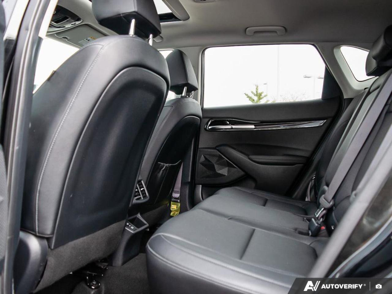 2024 Kia Seltos EX   AWD   Leather   Sunroof   Apple CarPlay   Hea Photo