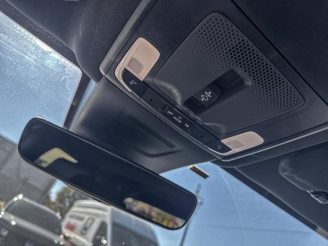 2025 Honda CR-V Hybrid Touring Photo