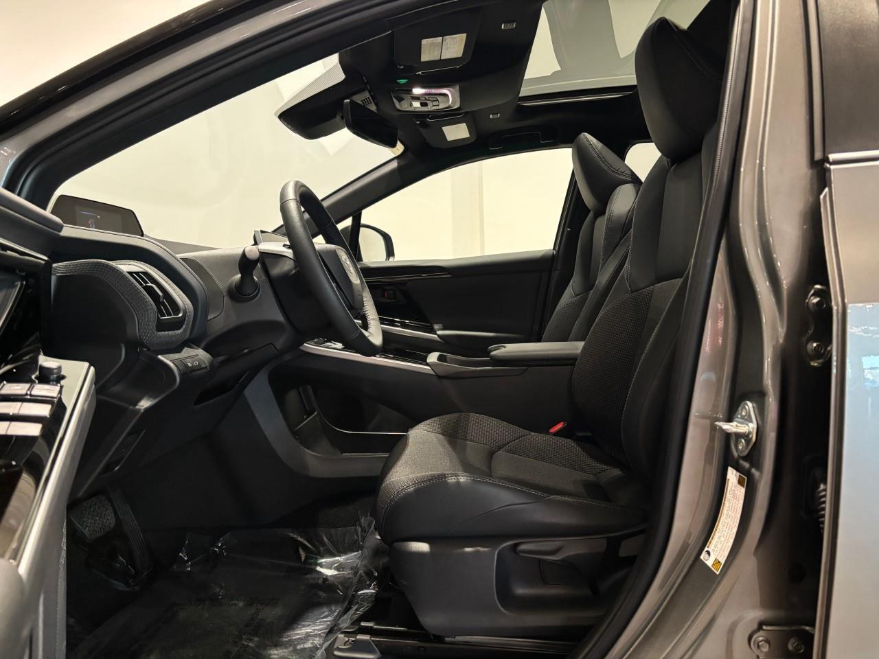 2025 Toyota bZ4X XLE Photo