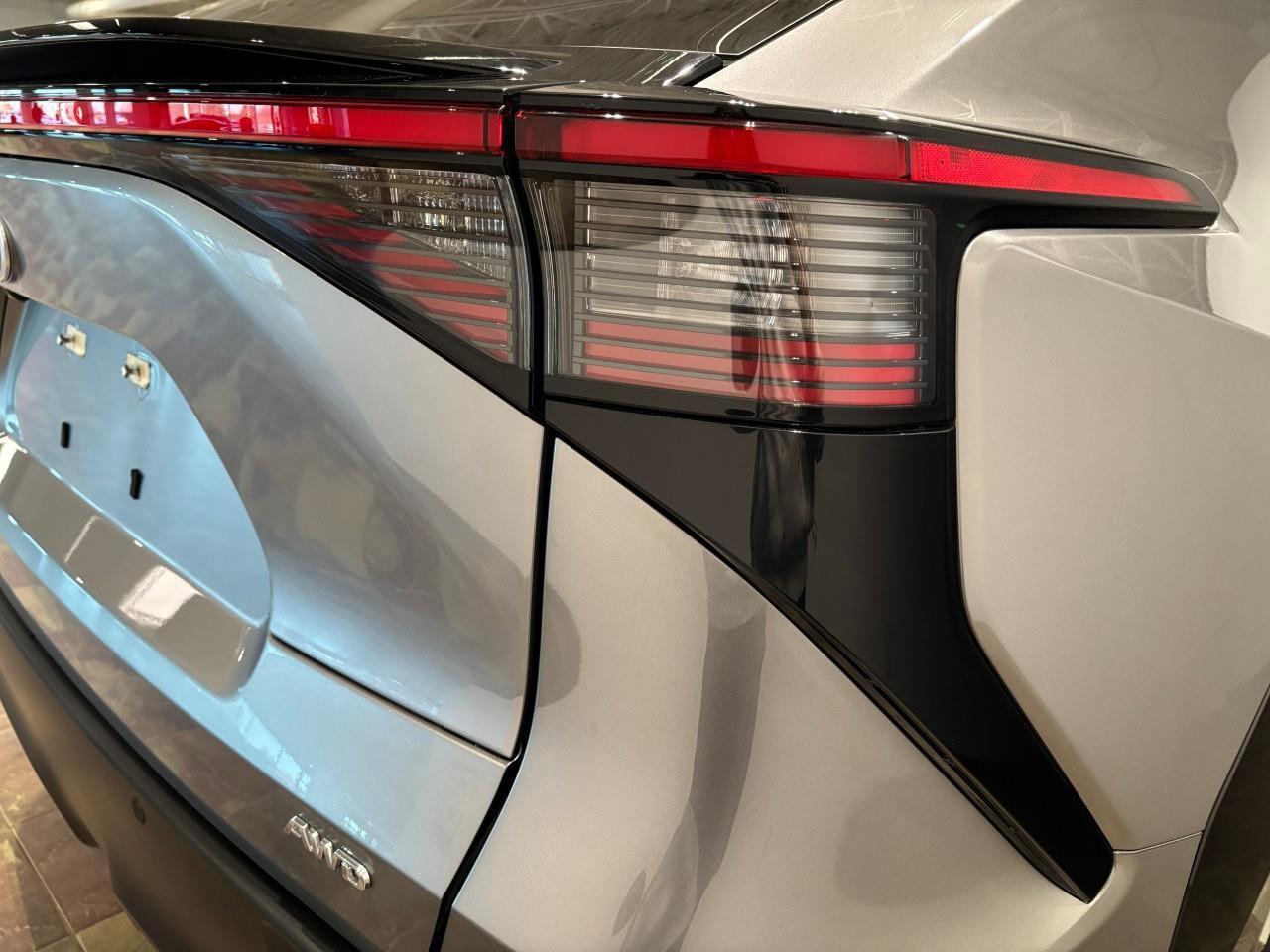 2025 Toyota bZ4X XLE Photo