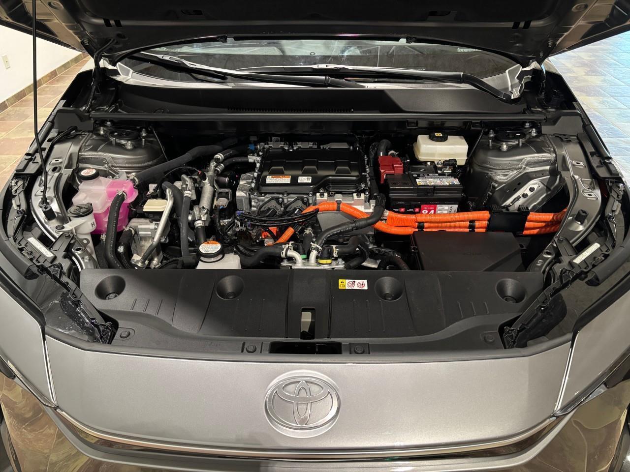 2025 Toyota bZ4X XLE Photo