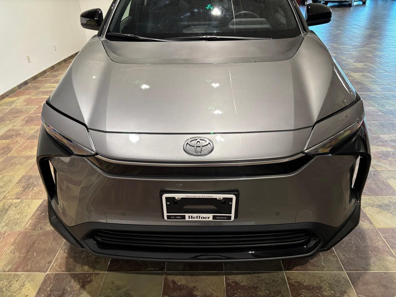 2025 Toyota bZ4X XLE Photo