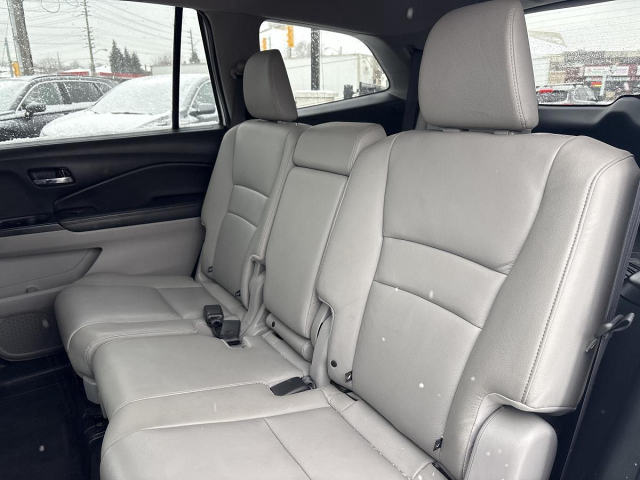 2016 Honda Pilot Ex-L AWD Leather Sunroof Navi 3-Row Photo