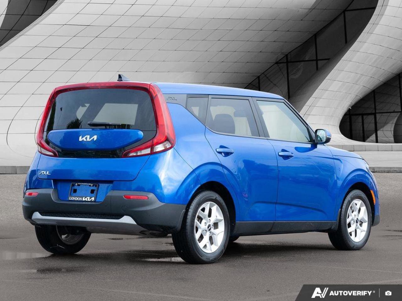 2022 Kia Soul EX   Apple CarPlay   Backup Camera   Heated Seats Photo