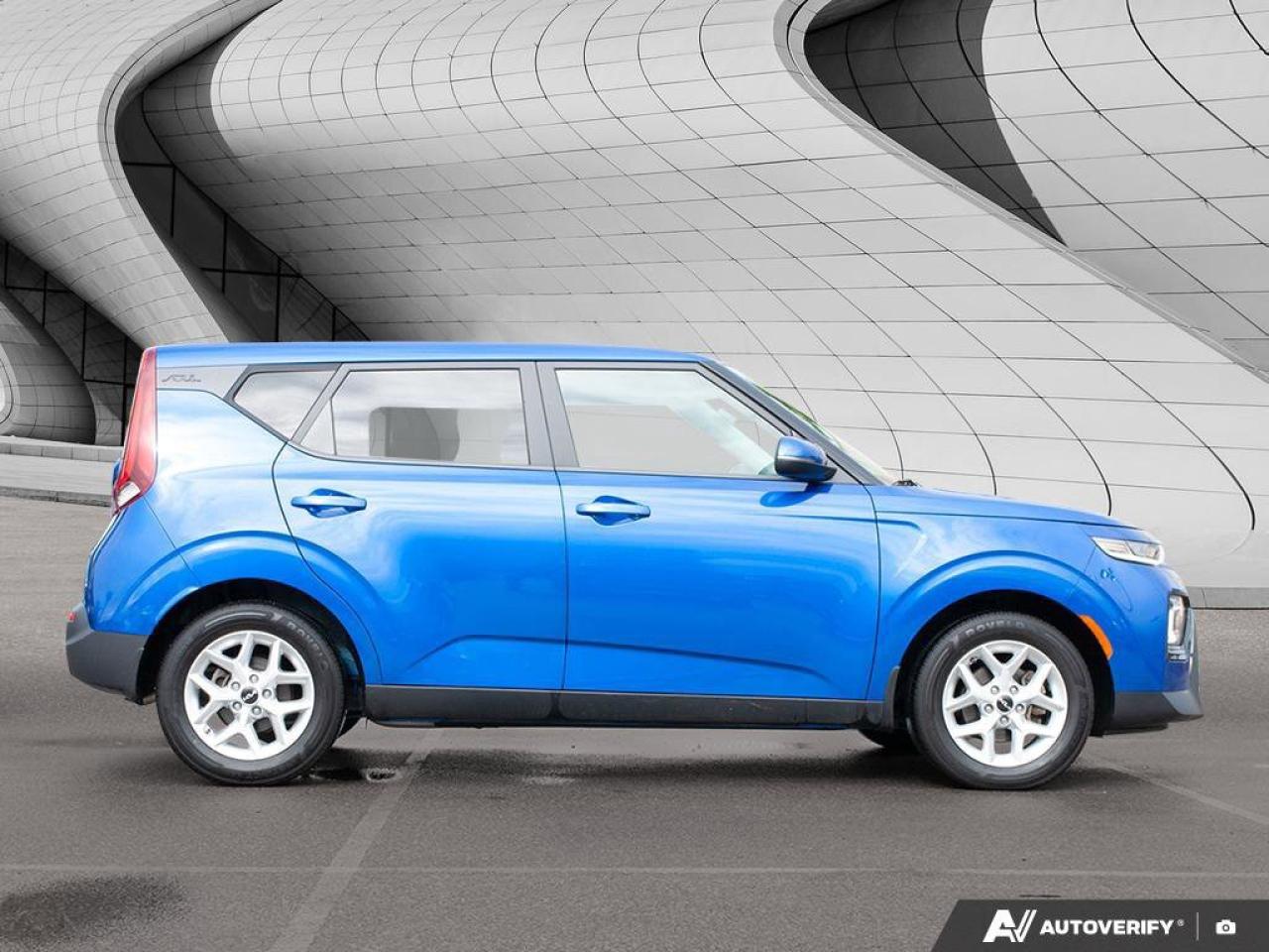 2022 Kia Soul EX   Apple CarPlay   Backup Camera   Heated Seats Photo