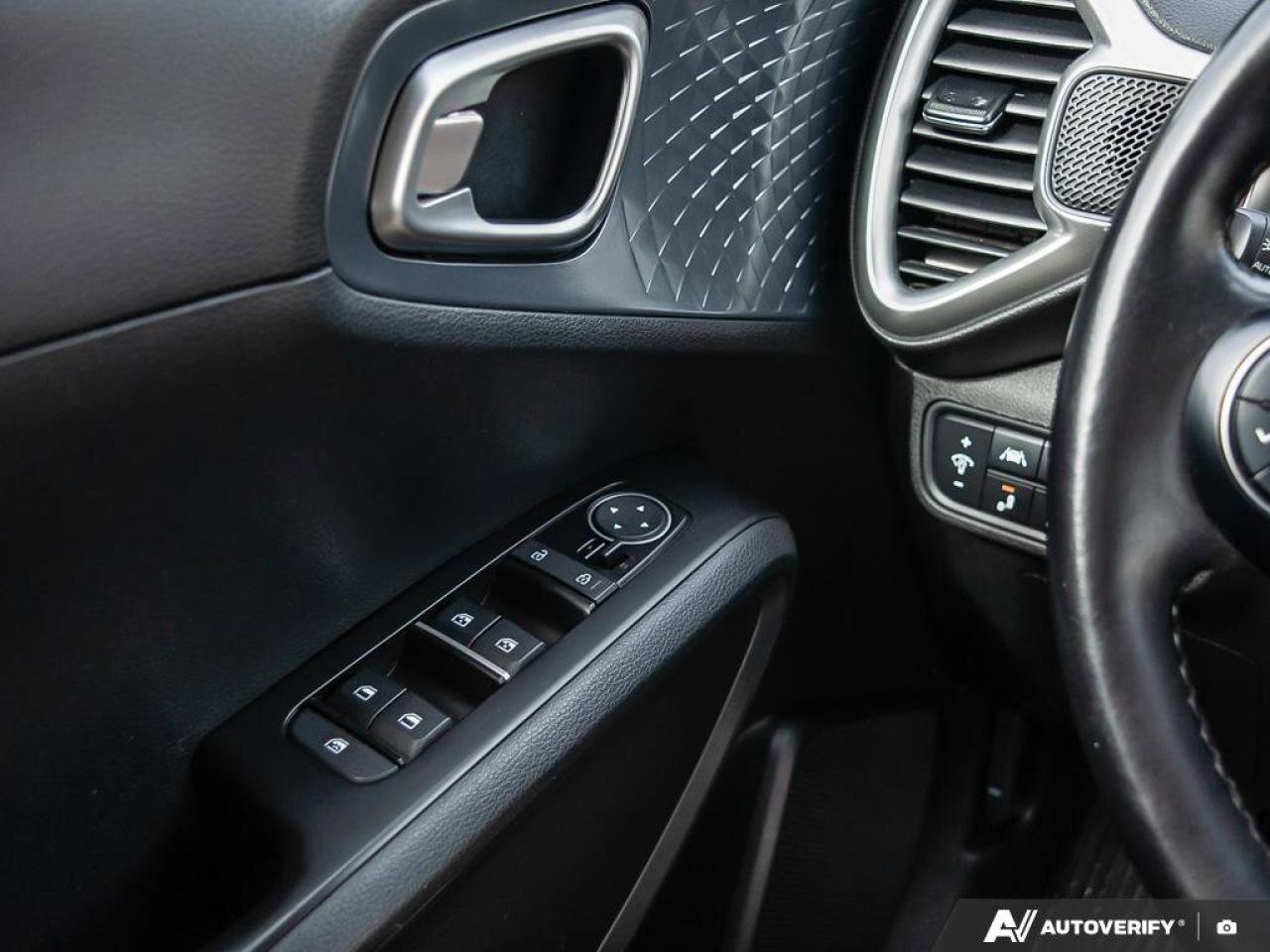 2022 Kia Soul EX   Apple CarPlay   Backup Camera   Heated Seats Photo