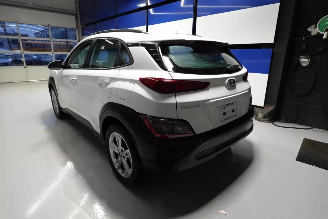 2022 Hyundai KONA PREFERRED   HEATED SEATS   HEATED STEERING WHEEL Photo