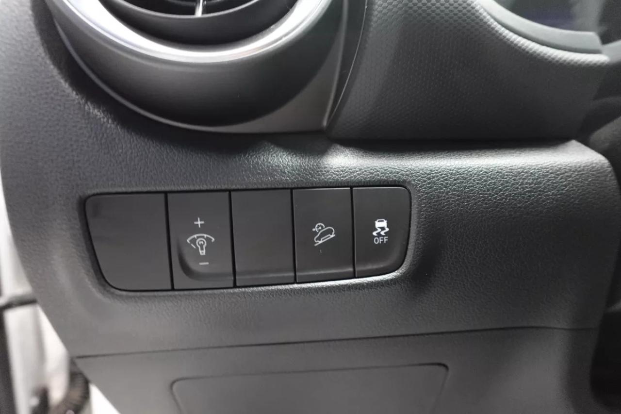 2022 Hyundai KONA PREFERRED   HEATED SEATS   HEATED STEERING WHEEL Photo