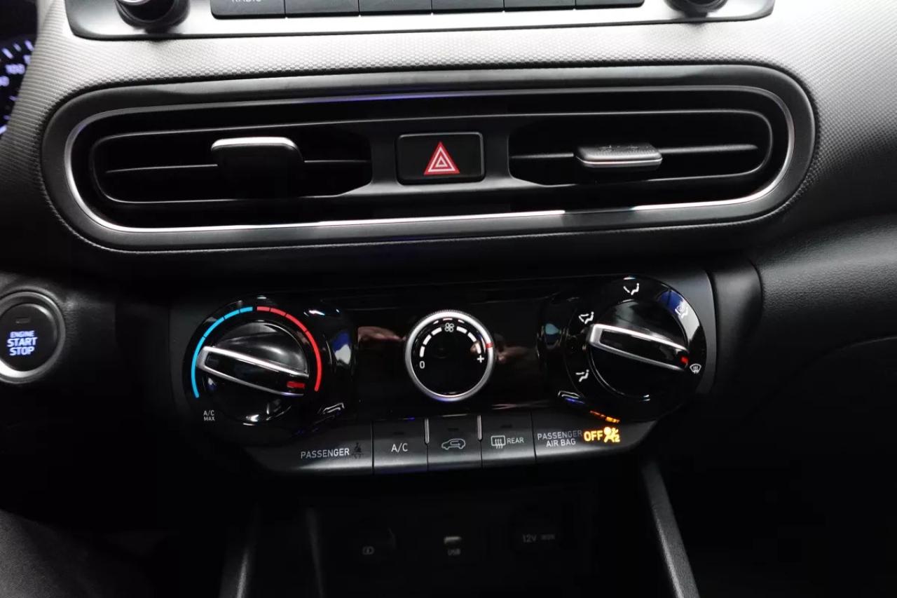 2022 Hyundai KONA PREFERRED   HEATED SEATS   HEATED STEERING WHEEL Photo