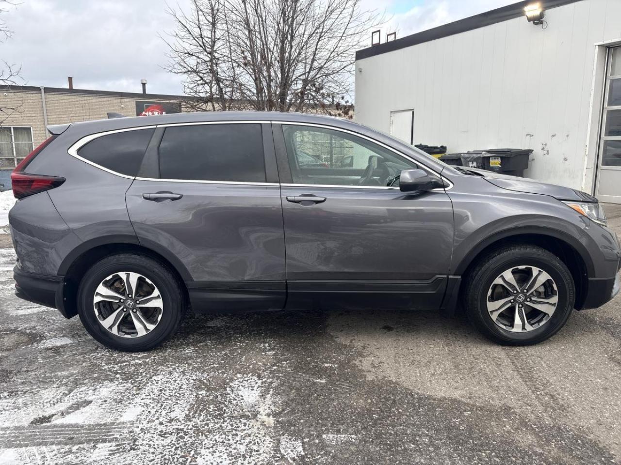 2021 Honda CR-V LX AWD Brand New Tires Installed! Photo
